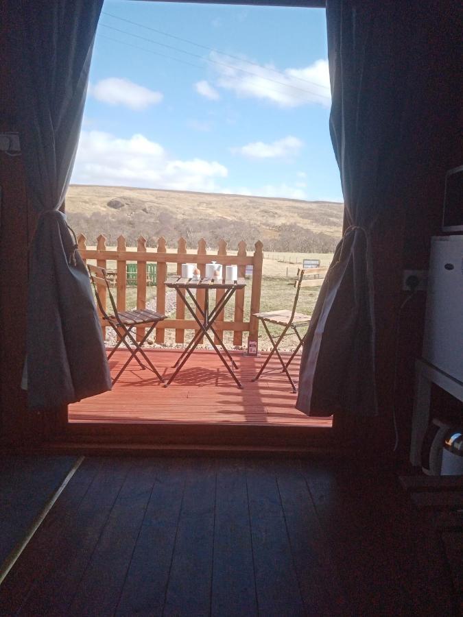 Hotel Wee Hoose Glaping Pod 2 Skail Exterior foto